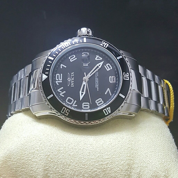 Big salenew $800 Invicta stainless watch